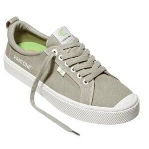 Cariuma Pantone Plaza Sneakers OCA Low Taupe Tan Canvas Cork Lace Up Size 8.5